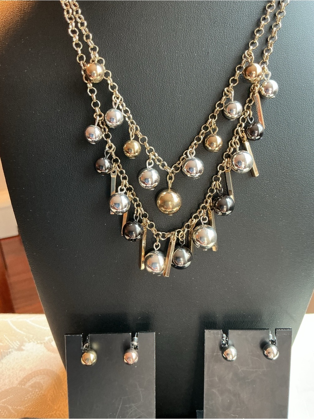 Liz Claiborne Vintage Mixed Gold, Silver & Black Tones Necklace and Earring Set